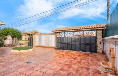 Resale - Villa - Torrevieia - Torrevieja