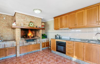 Resale - Villa - Torrevieia - Torrevieja