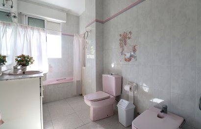 Resale - Apartment / flat - Rojales