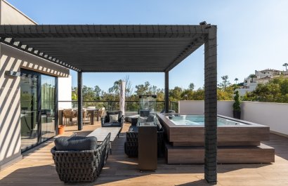 Resale - Apartment / flat - Marbella - Nueva Andalucía