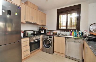 Resale - Villa - Villamartín - PAU 8