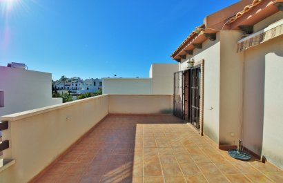 Resale - Villa - Villamartín - PAU 8