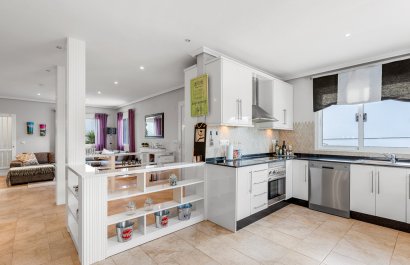 Resale - Villa - San Miguel de Salinas