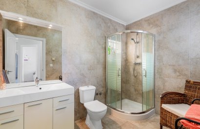 Resale - Villa - San Miguel de Salinas