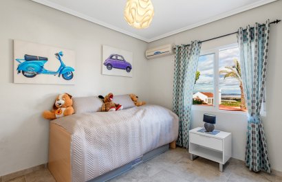 Resale - Villa - San Miguel de Salinas