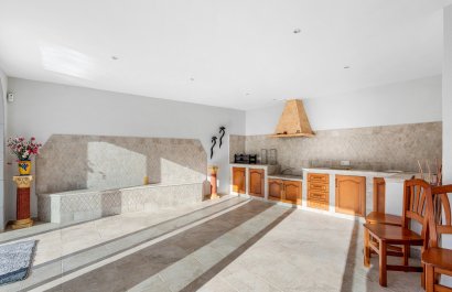 Resale - Villa - San Miguel de Salinas