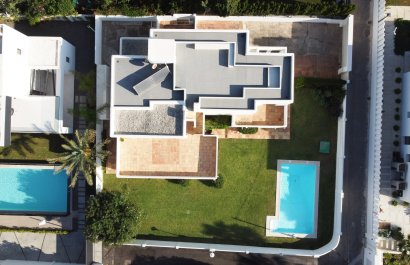 Resale - Villa - Marbella - Las Chapas