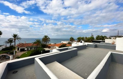 Resale - Villa - Marbella - Las Chapas