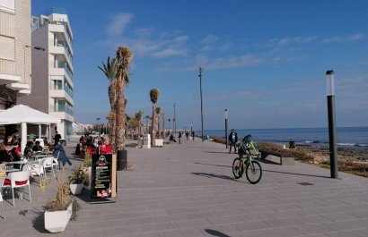 Resale - Apartment / flat - Torrevieia - Playa del Cura