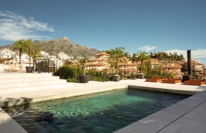 Resale - Villa - Marbella - Los Naranjos de Marbella