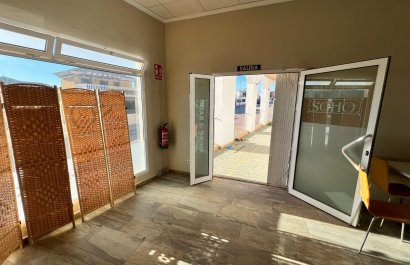 Resale - Commercial - Pilar de la Horadada - Pinar de Campoverde