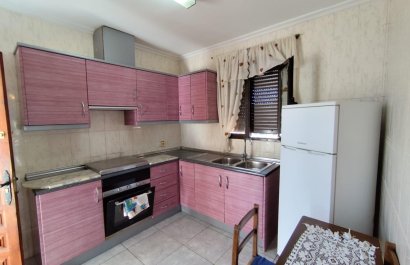 Resale - Villa - Torrevieia - Center