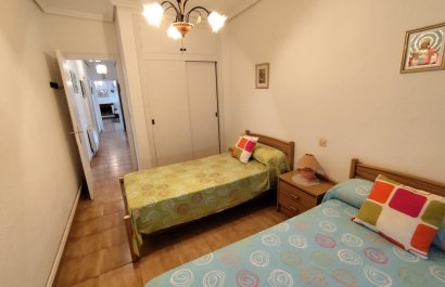 Resale - Villa - Torrevieia - Center