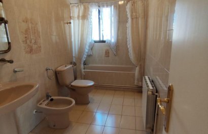 Resale - Villa - Torrevieia - Center