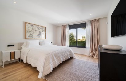 Resale - Villa - Marbella - Nagueles