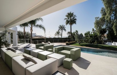 Resale - Villa - Marbella - Nagueles