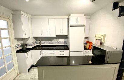 Resale - Apartment / flat - Torrevieia - Playa Los Locos