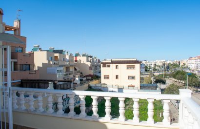 Resale - Townhouse / Duplex / Corner - Guardamar del Segura - Urbanizaciones