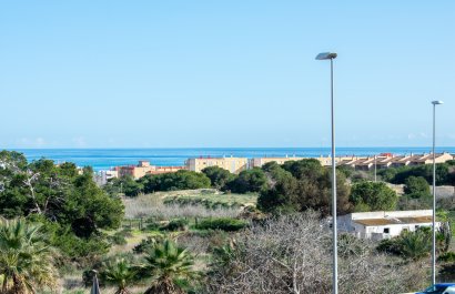 Resale - Townhouse / Duplex / Corner - Guardamar del Segura - Urbanizaciones