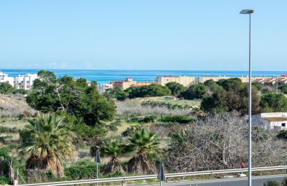 Resale - Townhouse / Duplex / Corner - Guardamar del Segura - Urbanizaciones