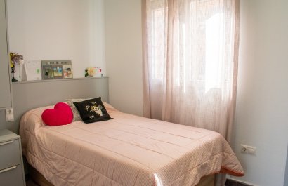 Resale - Townhouse / Duplex / Corner - Guardamar del Segura - Urbanizaciones