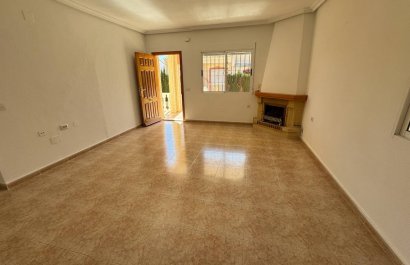 Resale - Villa - Algorfa - Montemar