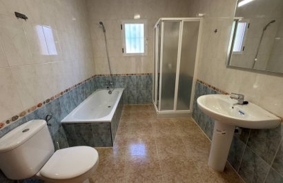 Resale - Villa - Algorfa - Montemar