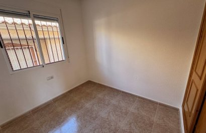 Resale - Villa - Algorfa - Montemar