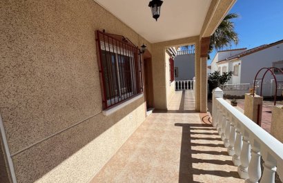 Resale - Villa - Algorfa - Montemar