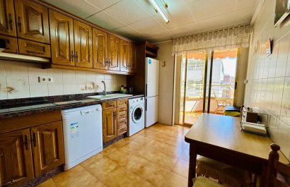 Resale - Apartment / flat - Santa Pola - Puerto