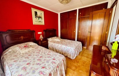 Resale - Apartment / flat - Santa Pola - Puerto