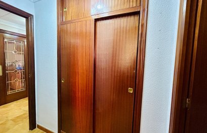 Resale - Apartment / flat - Santa Pola - Puerto