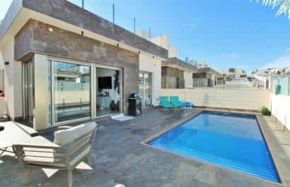 Reventa - Villa - Villamartín