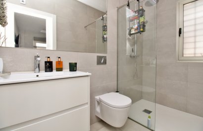 Reventa - Villa - Villamartín