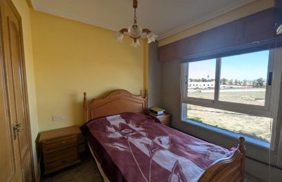 Resale - Apartment / flat - Torrevieia - Punta Prima