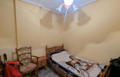 Resale - Apartment / flat - Torrevieia - Punta Prima