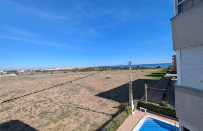 Resale - Apartment / flat - Torrevieia - Punta Prima