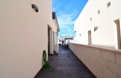 Resale - Villa - Orihuela Costa - Villamartín