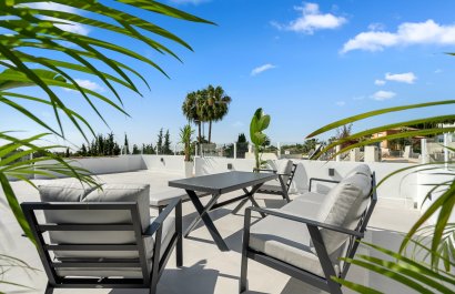 Resale - Apartment / flat - Marbella - Nueva Andalucía