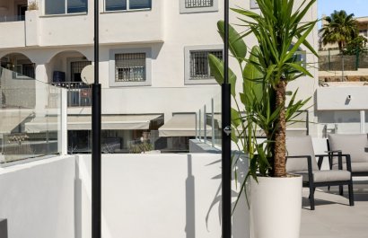 Resale - Apartment / flat - Marbella - Nueva Andalucía