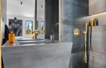 Resale - Apartment / flat - Marbella - Nueva Andalucía