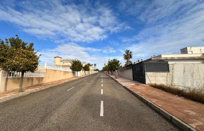 Resale - Plot / Land - La Marina - San Fulgencio