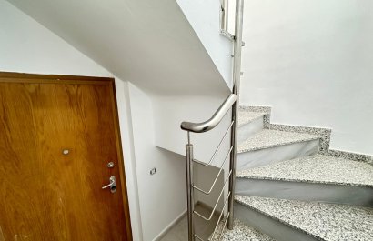 Resale - Apartment / flat - Torrevieia - La Veleta