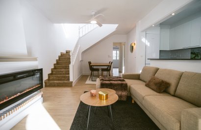 Resale - Villa - Orihuela Costa - Villamartín