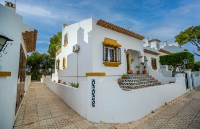 Resale - Villa - Orihuela Costa - Villamartín