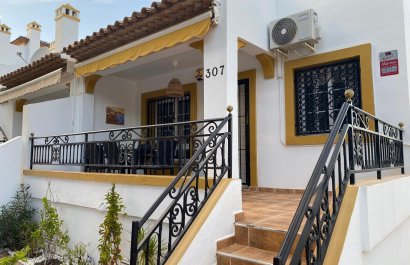 Resale - Villa - Orihuela Costa - Villamartín