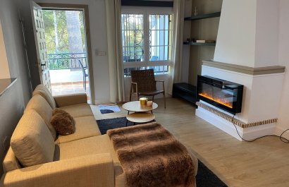 Resale - Villa - Orihuela Costa - Villamartín