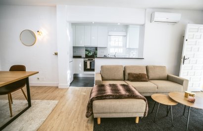 Resale - Villa - Orihuela Costa - Villamartín