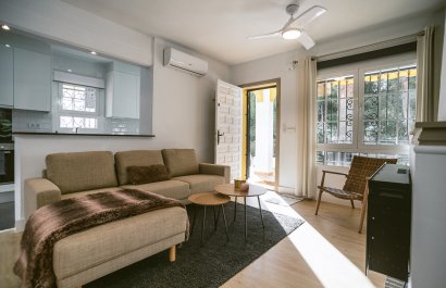 Resale - Villa - Orihuela Costa - Villamartín