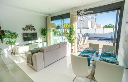 Resale - Villa - Orihuela Costa - Lomas De Cabo Roig